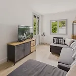 A 150m De La Maison Avec Jardin Pour 9 Σπίτι διακοπών *